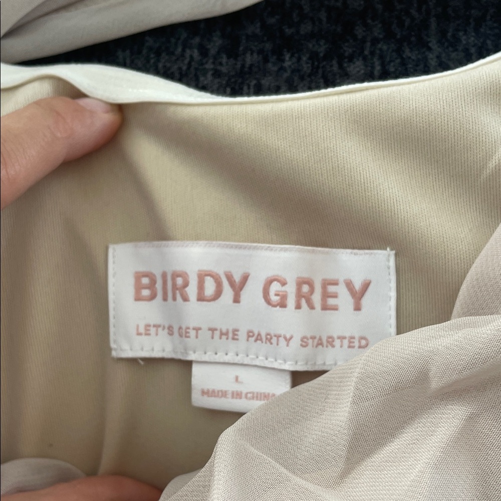 Birdy Grey Cream Attire